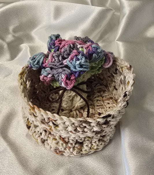 Flower Bouquet Coaster & Basket - Set of 4